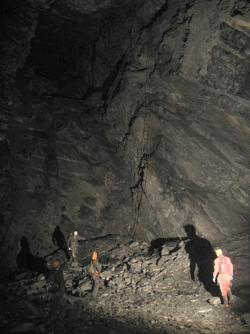 A miner's ladder up the wall of the mined out chamber
