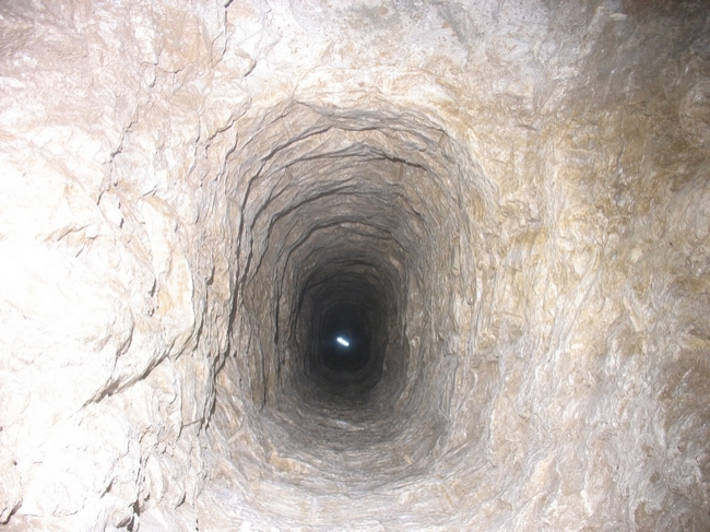 Looking up the engine shaft