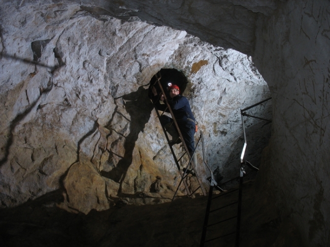 Descending the upper ladder