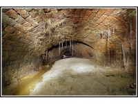 Water tunnel under Woodbank Park :: Date 2011:04:09 14:34:00 :: Taken by Alley :: Camera NIKON D40