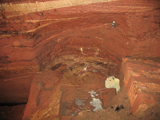 Evidence of a derrick crane in the tunnel.