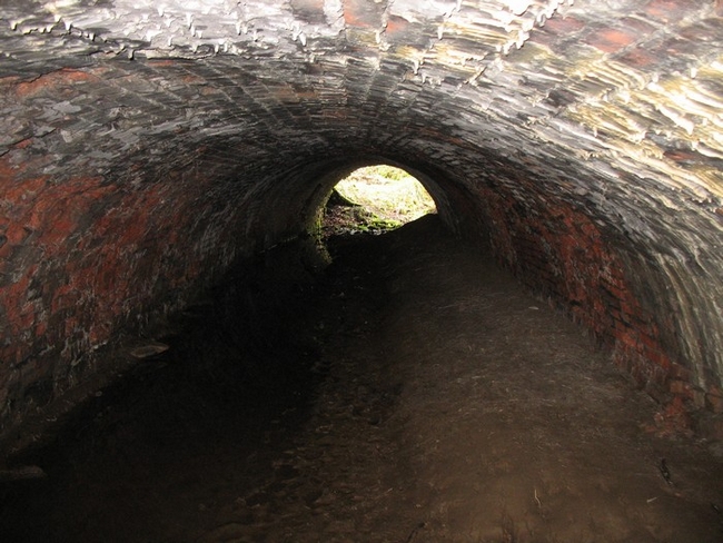 The by-pass old tunnel from the Waterloo wheel to the river