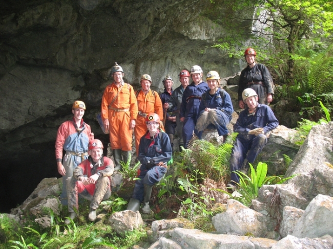 Team photo at Coventosa day off trip