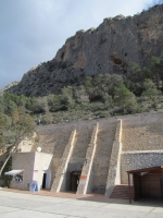 Picture 3: The entrance with more caves in the cliff above.